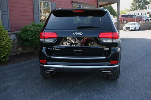 2021 Jeep Grand Cherokee Summit