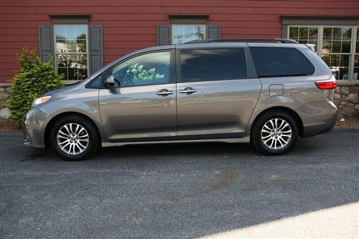 2018 Toyota Sienna XLE Premium