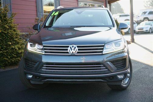 2016 Volkswagen Touareg TDI Lux