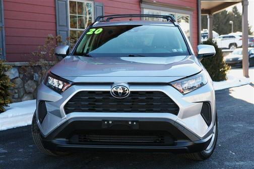 2020 Toyota RAV4 LE