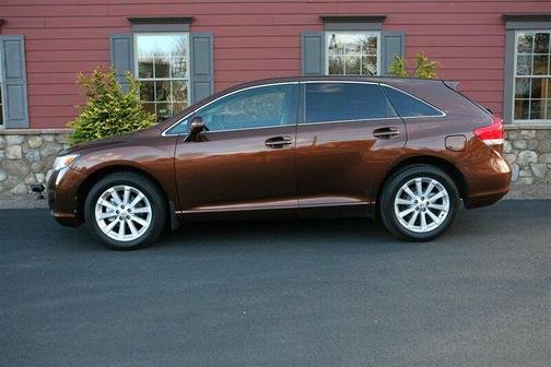 2010 Toyota Venza Base