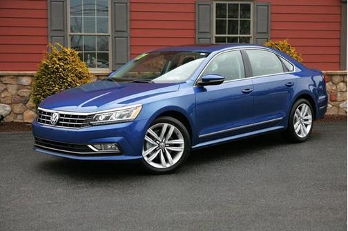 2017 Volkswagen Passat 1.8T SE w/Technology