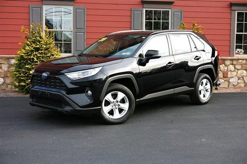 2020 Toyota RAV4 XLE