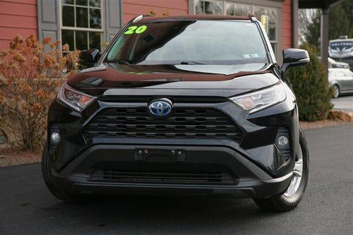 2020 Toyota RAV4 XLE