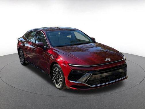 2025 Hyundai SONATA Hybrid SE