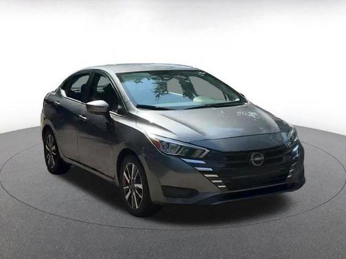 2023 Nissan Versa 1.6 SV