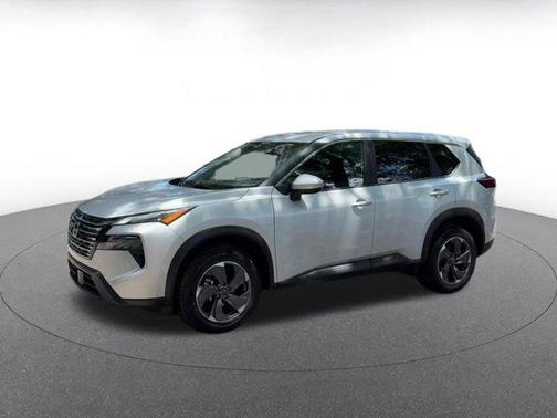Brilliant Silver Metallic 2025 Nissan Rogue SV