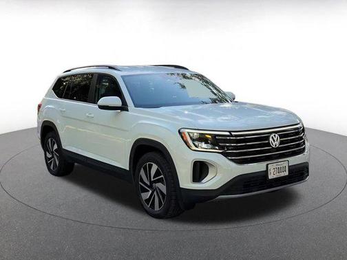 2025 Volkswagen Atlas 2.0T SE w/Technology 4MOTION