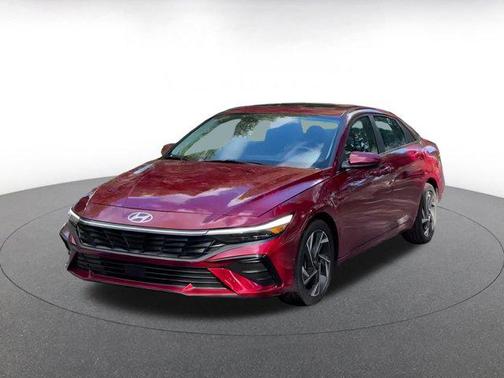 2025 Hyundai ELANTRA SEL