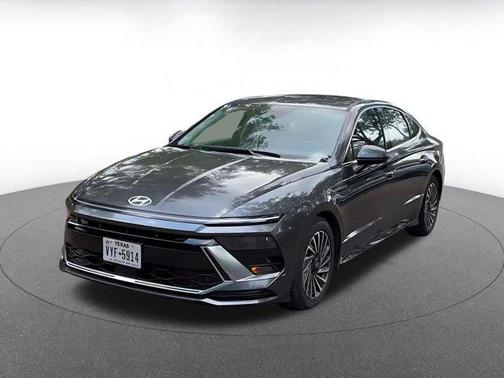 2025 Hyundai SONATA Hybrid SE