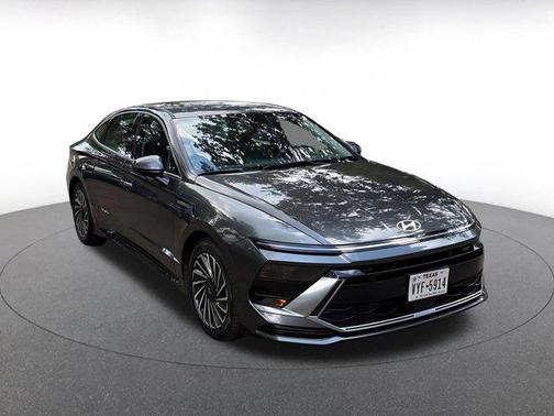 2025 Hyundai SONATA Hybrid SE