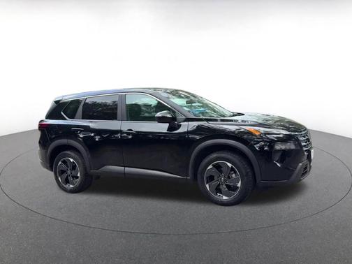 Super Black 2025 Nissan Rogue SV