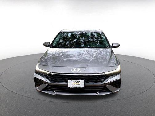 2025 Hyundai ELANTRA SEL