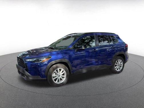 2025 Toyota Corolla Cross LE