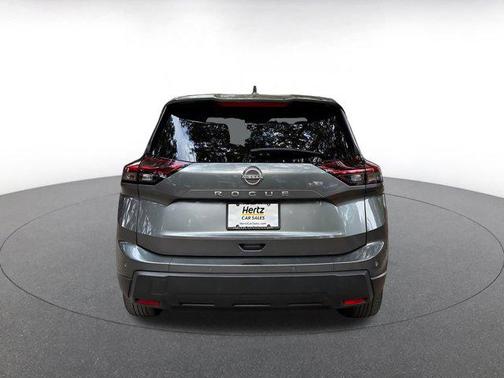 Gun Metallic 2025 Nissan Rogue SV