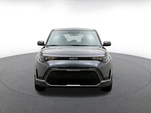 Gravity Gray 2025 Kia Soul LX