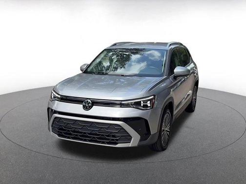 Pyrite Silver Metallic 2025 Volkswagen Taos 1.5T SE