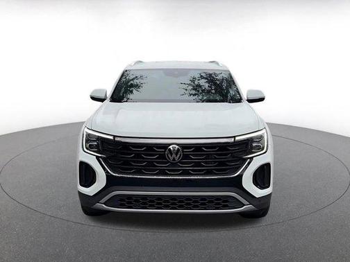 2025 Volkswagen Atlas Cross Sport 2.0T SE w/Technology 4MOTION