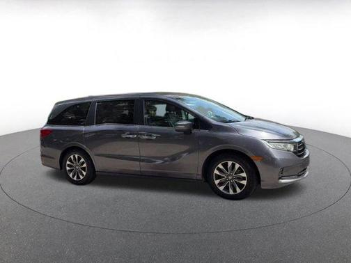 Modern Steel Metallic 2024 Honda Odyssey EX-L