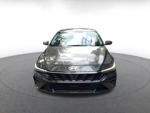 2025 Hyundai ELANTRA HEV Limited