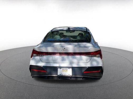 2025 Hyundai ELANTRA SEL