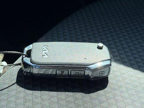 Steel Gray 2025 Kia Soul LX