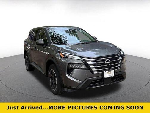 Gun Metallic 2025 Nissan Rogue SV