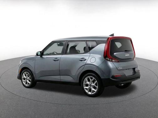 Steel Gray 2025 Kia Soul LX