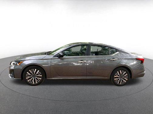 Gun Metallic 2025 Nissan Altima SV FWD