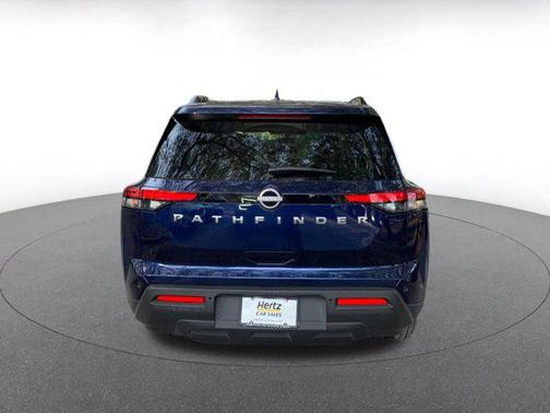 2025 Nissan Pathfinder SV FWD