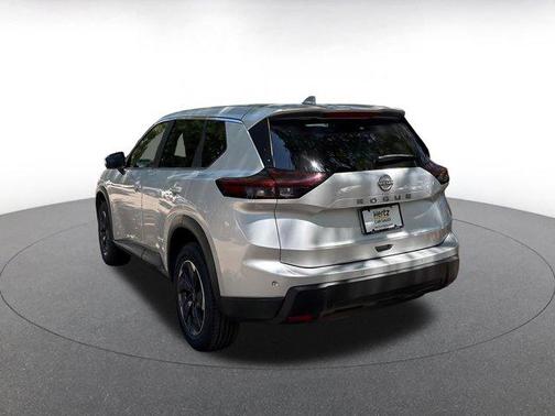 Brilliant Silver Metallic 2025 Nissan Rogue SV