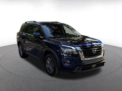 2025 Nissan Pathfinder SV FWD