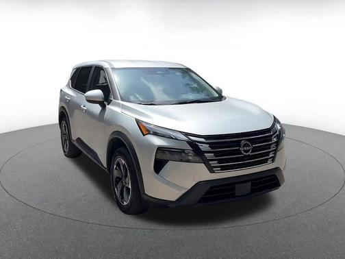 Brilliant Silver Metallic 2025 Nissan Rogue SV