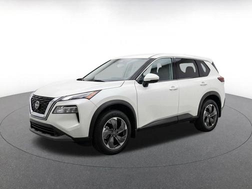 Brilliant Silver Metallic 2025 Nissan Rogue SV