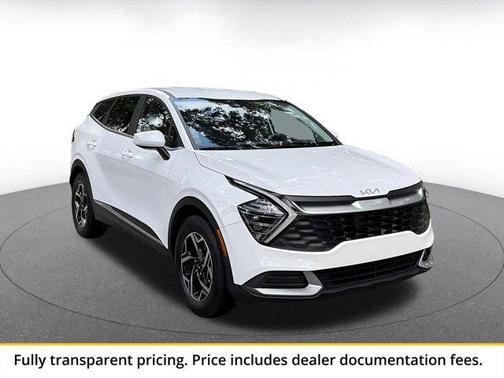 Glacial White Pearl 2025 Kia Sportage LX