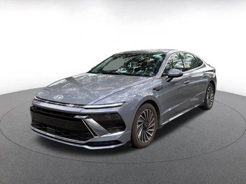 2025 Hyundai SONATA Hybrid SE