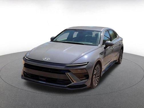 2025 Hyundai SONATA Hybrid SE