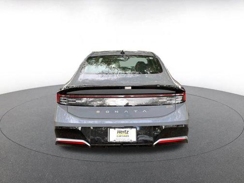 2025 Hyundai SONATA Hybrid SE