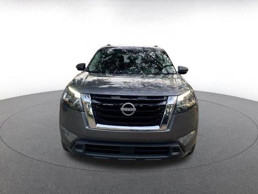 2025 Nissan Pathfinder SV FWD