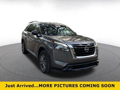 2025 Nissan Pathfinder SV FWD