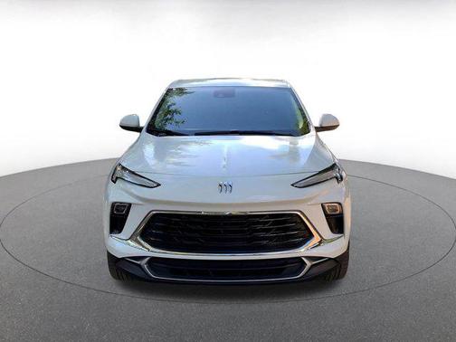 Summit White 2025 Buick Encore GX Preferred