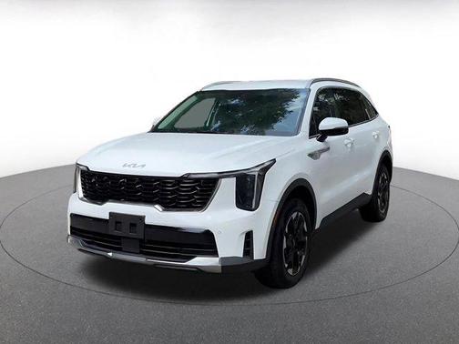 Glacial White Pearl 2024 Kia Sorento S