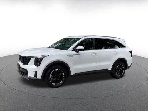Glacial White Pearl 2024 Kia Sorento S