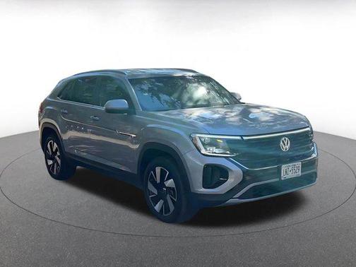 2025 Volkswagen Atlas Cross Sport 2.0T SE w/Technology 4MOTION