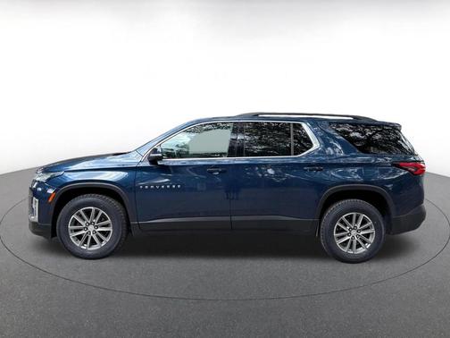 Northsky Blue Metallic 2023 Chevrolet Traverse LT Cloth
