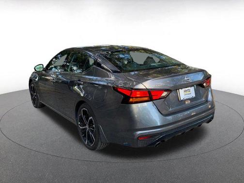 2025 Nissan Altima SR FWD