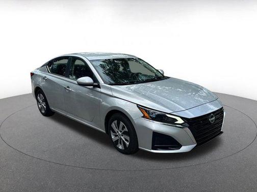 2023 Nissan Altima S FWD
