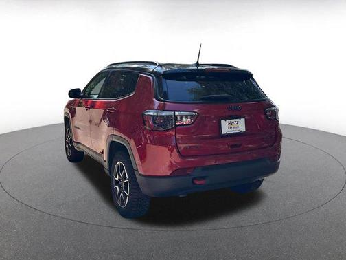 Red Hot Pearlcoat 2025 Jeep Compass Trailhawk