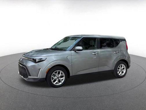 Steel Gray 2025 Kia Soul LX