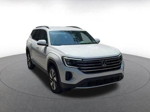 2024 Volkswagen Atlas 2.0T SE w/Technology 4MOTION